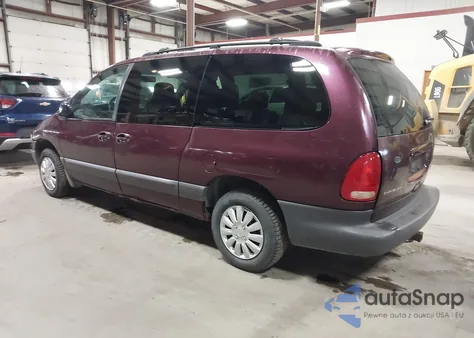 2000 Chrysler Grand Voyager Se from USA, damaged, VIN 2C4GJ44G0YR672491